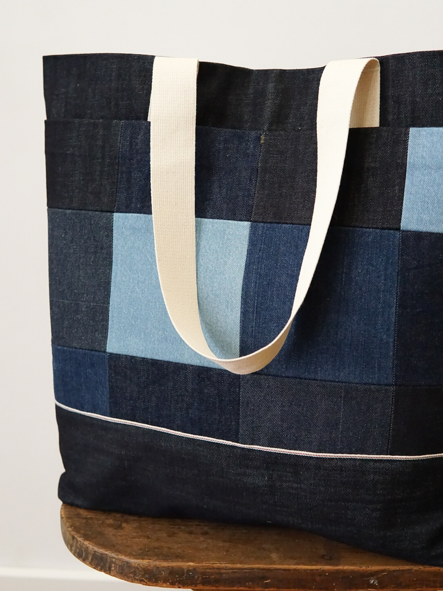 SAC CABAS EN DENIM PATCHWORK